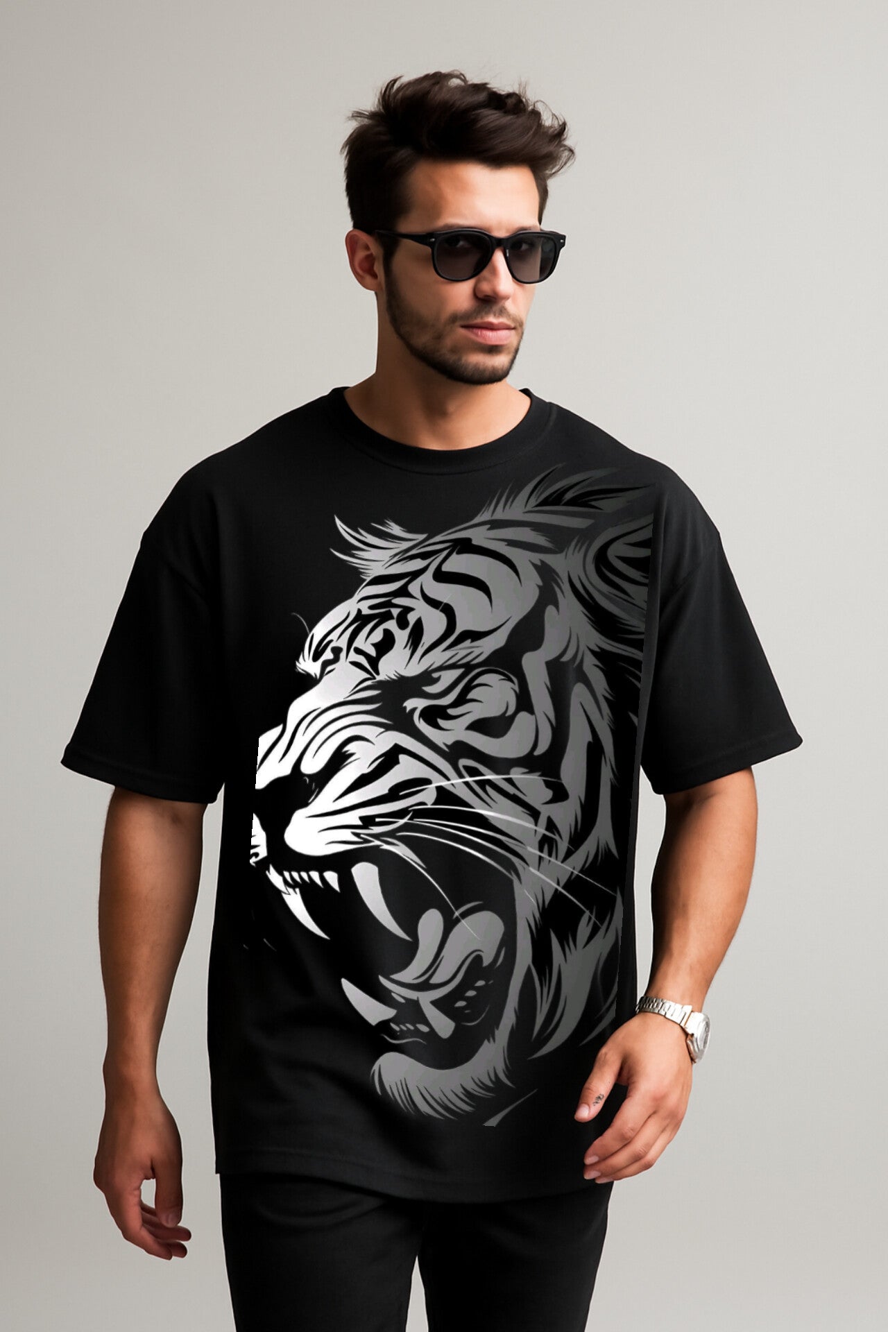 "Tiger" Black oversized T'shirt